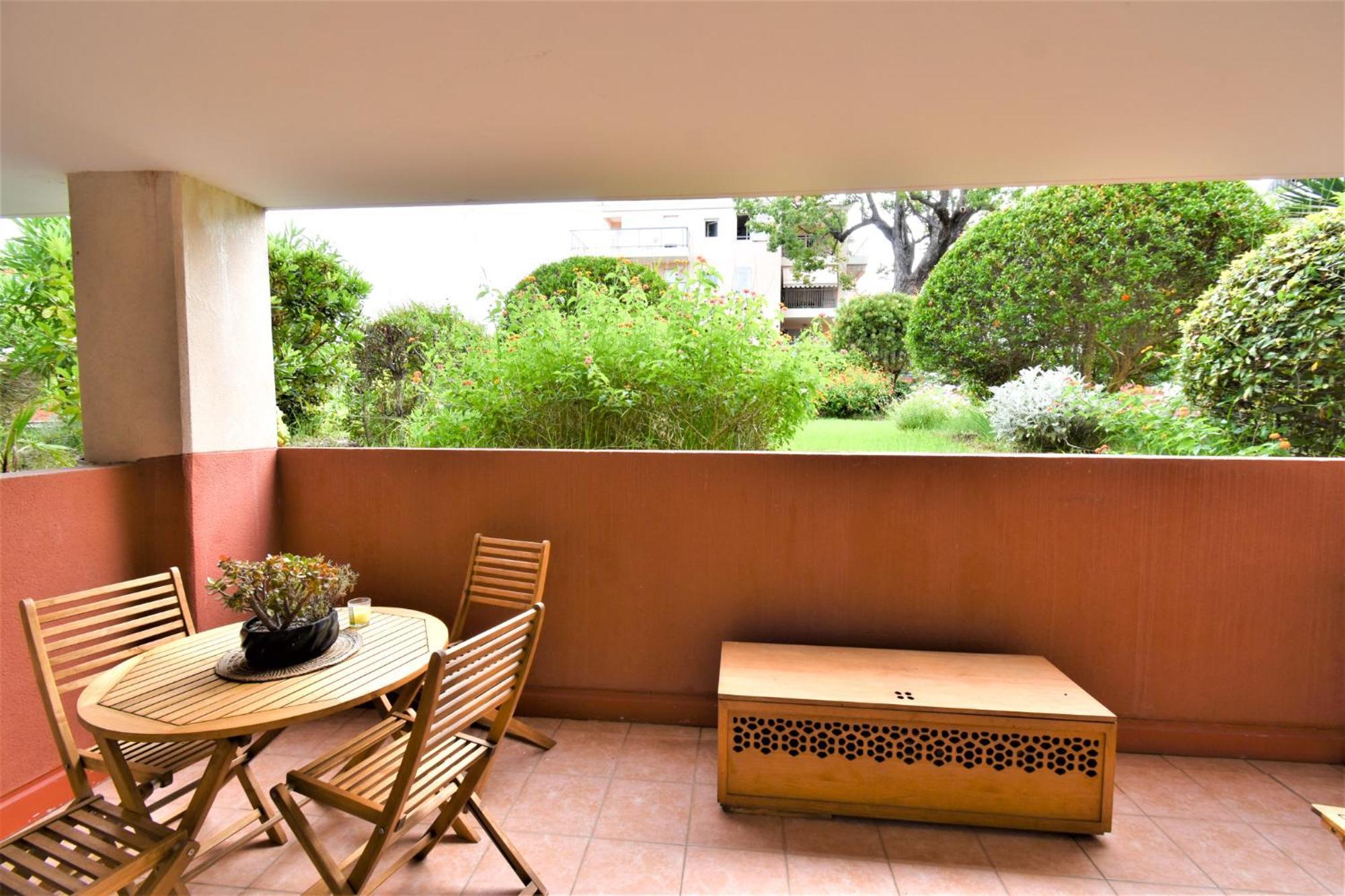 Le Cap Soleil -Standing - Piscine Collective Et Parking Prive Apartment Roquebrune-Cap-Martin Bagian luar foto
